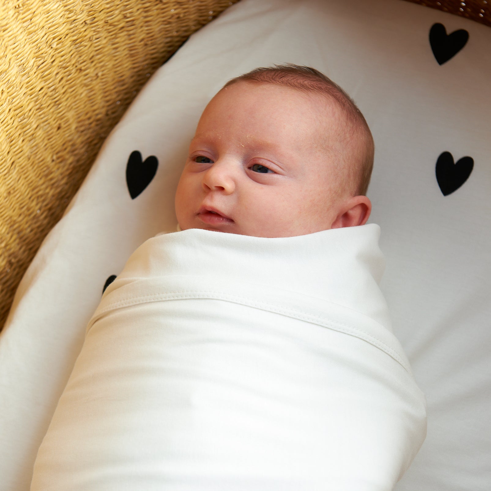 Swoop Swaddle – Gigi (White)